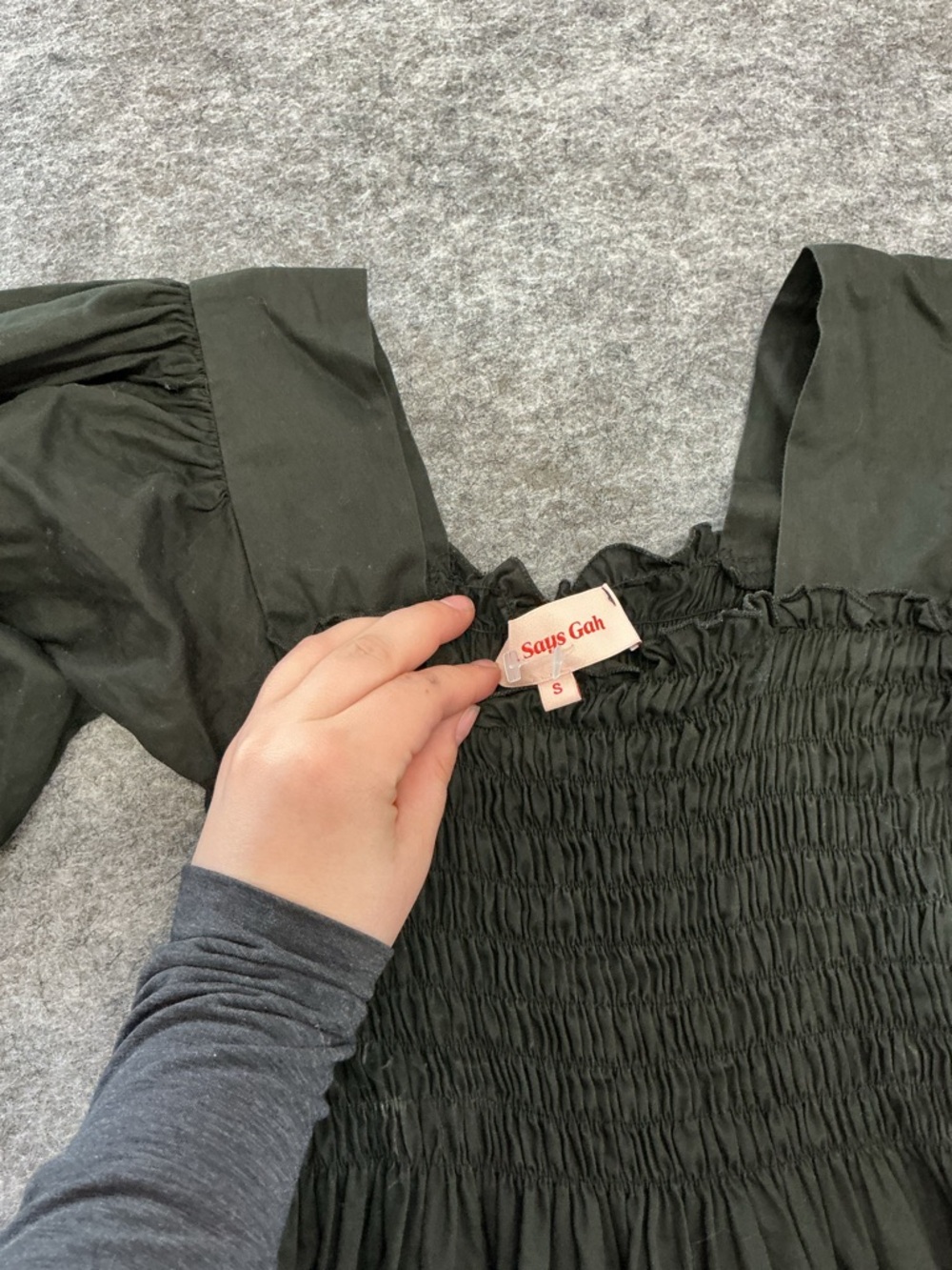 Lisa Says Gah Black Smocked Square-Neck Puff Sleeve Midi Dress Size S - Picture 2 of 3